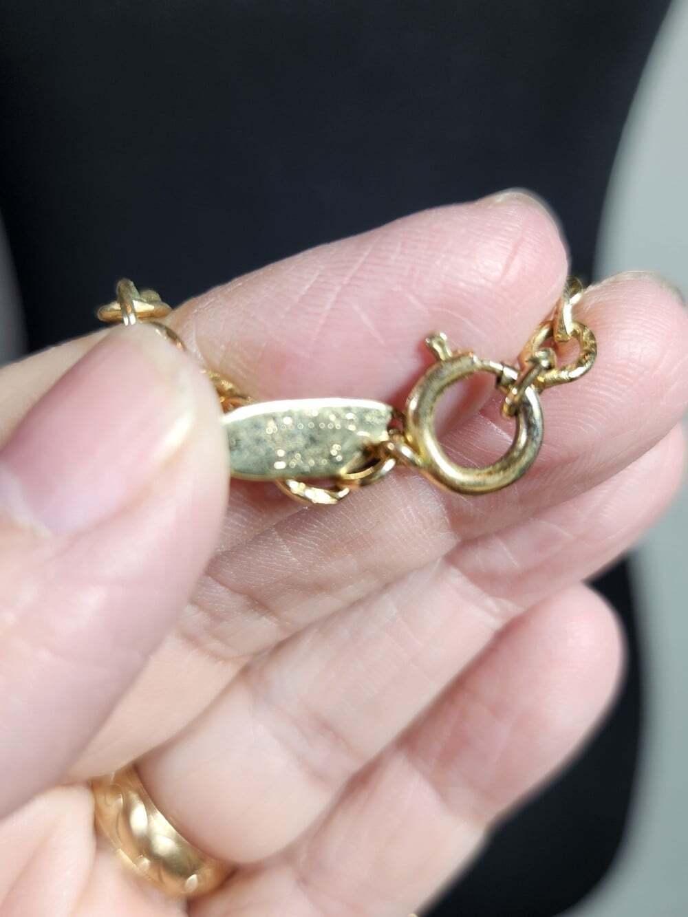 Vintage Whiting Davis Gold-Tone Necklace & Clip On Earrings Set Mother-of-Pearl - Picture 11 of 12